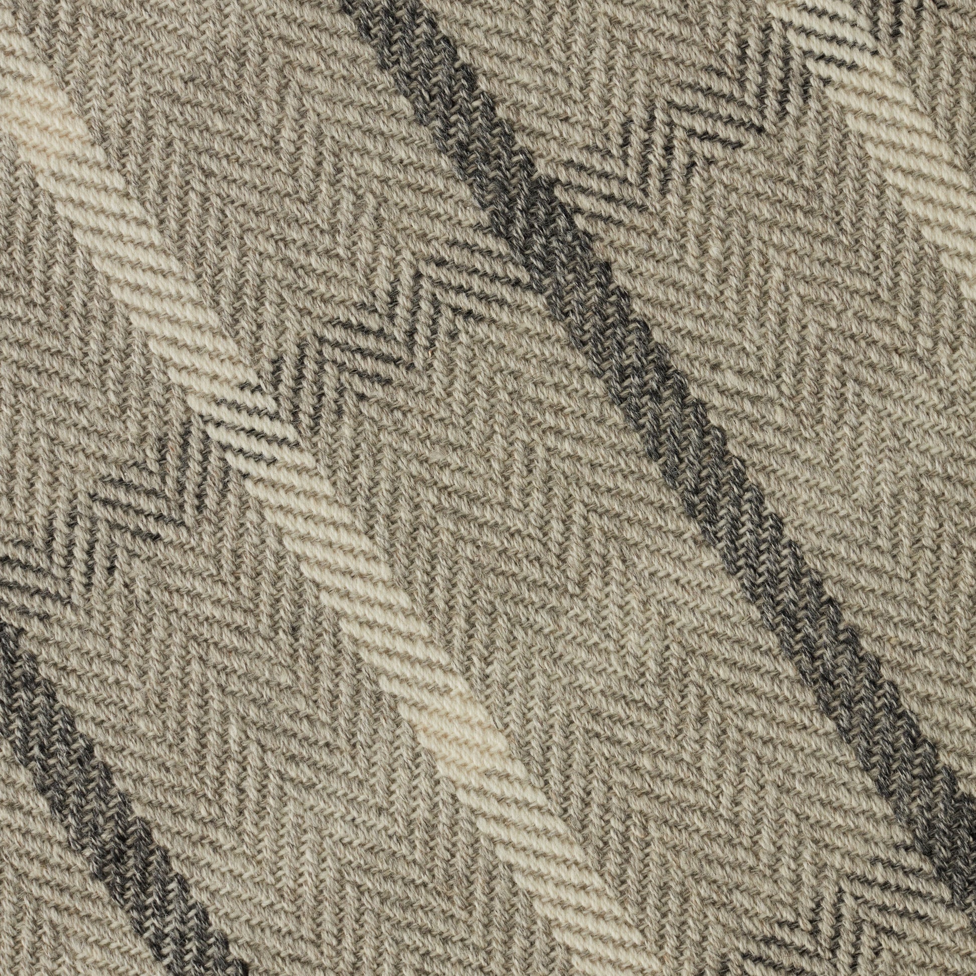 Closeup of Montag Silver Wool Rug