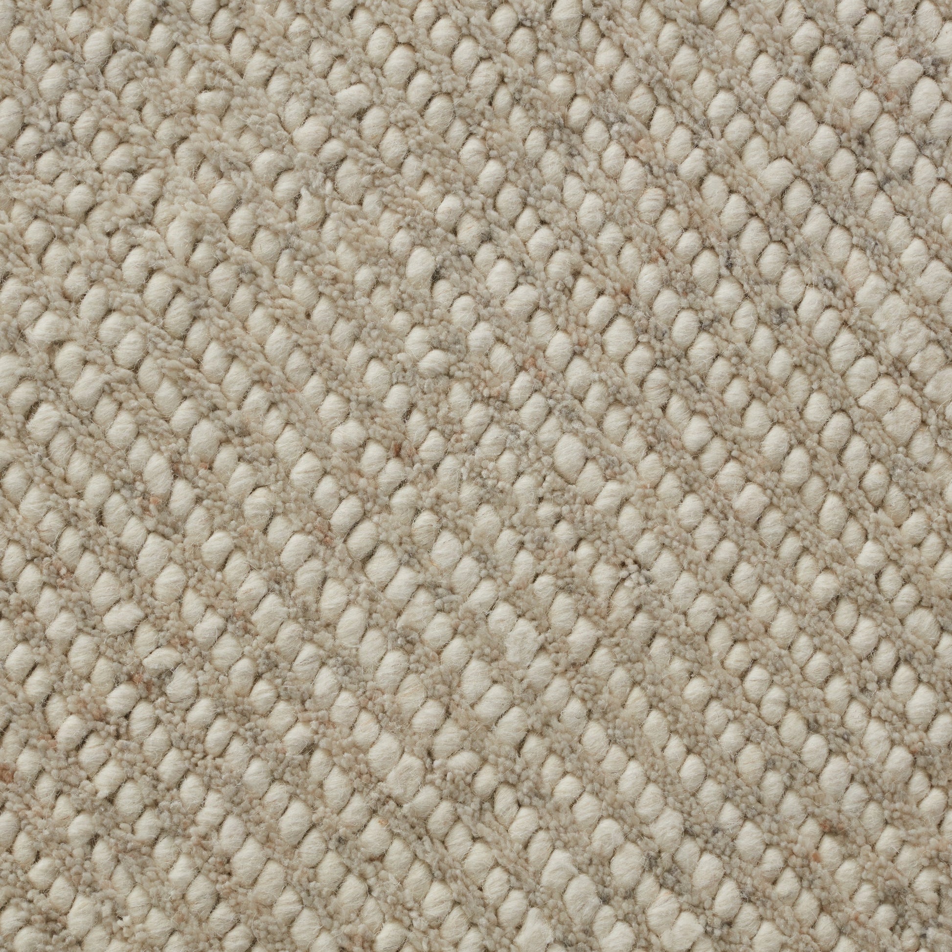 Closeup of Suwelo Ivory Wool Blend Rug